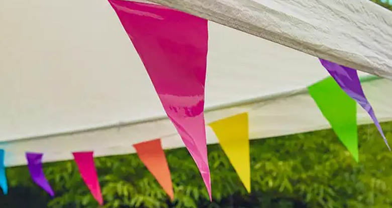 How to Decorate a Tent for a Party